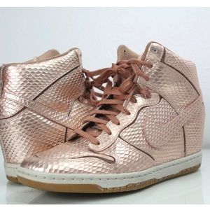 Nike Dunk Sky-Hi rose gold python